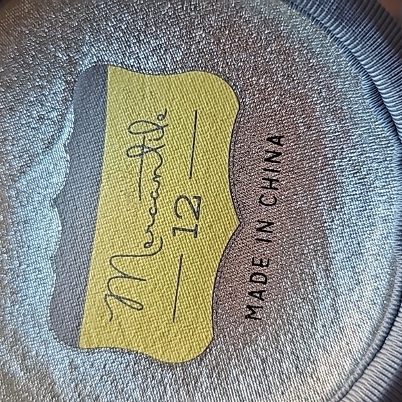 Wine Holder Sleeve FREE W/BUNDLE - Picture 6 of 6